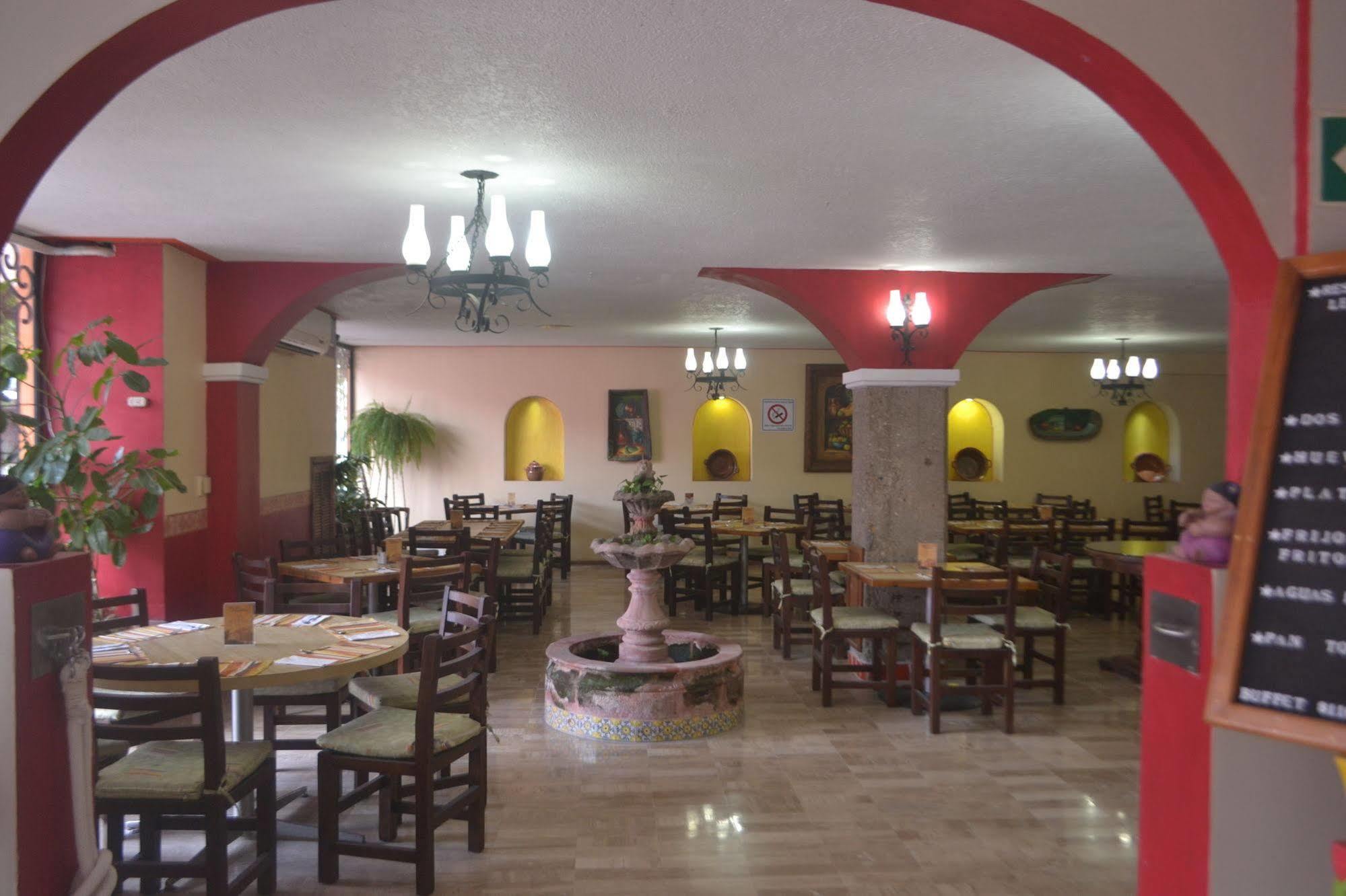 Hotel Plaza Independencia Villahermosa Extérieur photo